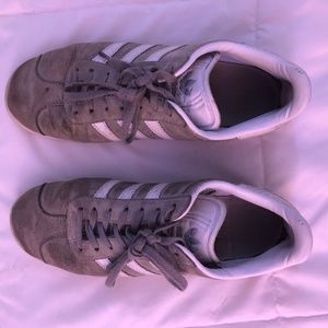 gray adidas gazelle *size 6*